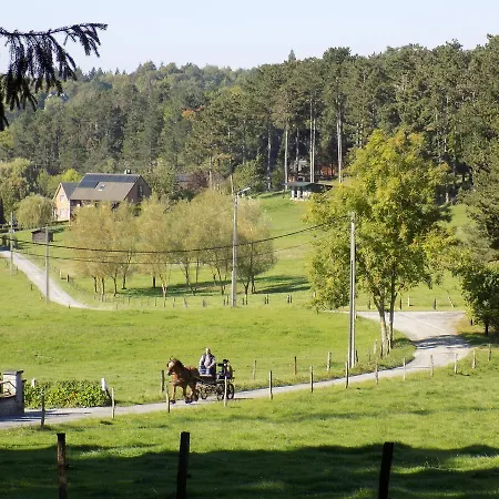 Couette-café Les Buissonnets De Longchamps 3*