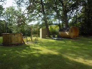 Les Buissonnets De Longchamps 3* Rochefort